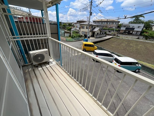 ストリートのバルコニー