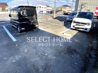 【駐車場】