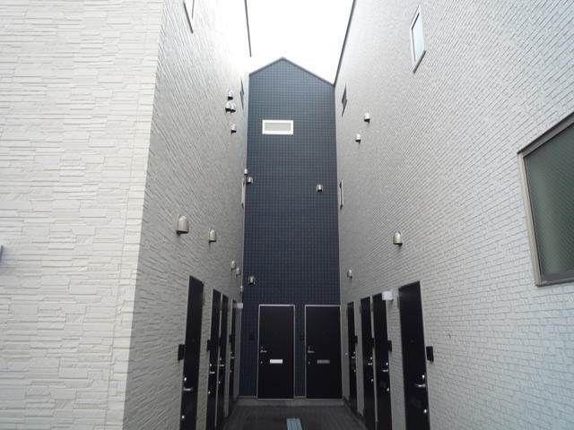 バーミープレイス西国分寺Ⅳのエントランス
