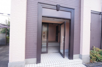 【エントランス】 | 清潔なエントランスです