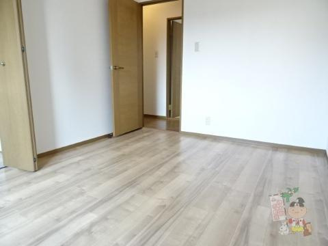 ラフィネ高柳の居間・リビング|洋室
