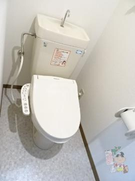 ラフィネ高柳のトイレ|シャワー付トイレ