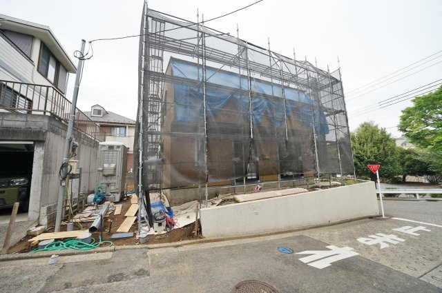 【横浜市旭区笹野台4丁目13-11新築戸建て】★仲介手数料無料★（笹野台小学校・希望ケ丘中学校）の外観