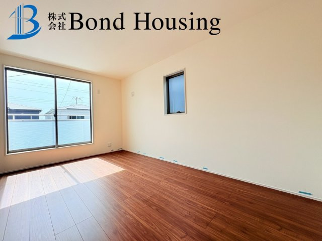 WIC３か所付き・玉津町新方　全９区画　８号棟の子供部屋