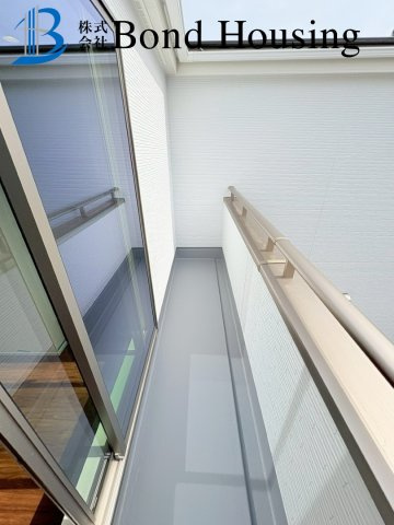 WIC３か所付き・玉津町新方　全９区画　８号棟のバルコニー