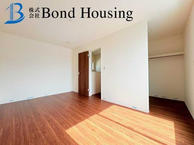 WIC３か所付き・玉津町新方　全９区画　８号棟の洋室