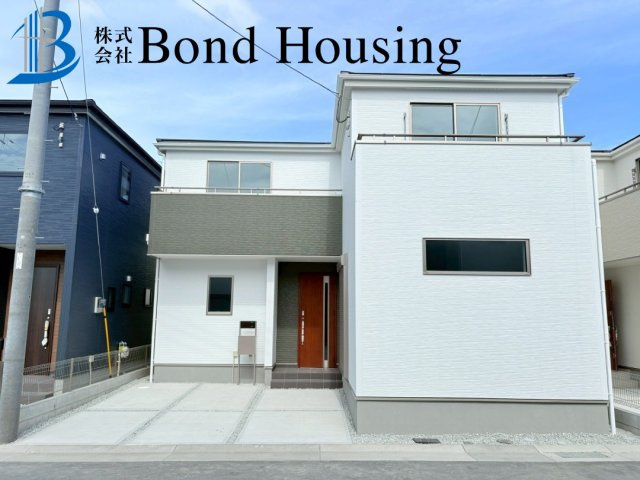 WIC３か所付き・玉津町新方　全９区画　８号棟の外観