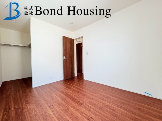 WIC３か所付き・玉津町新方　全９区画　８号棟の洋室