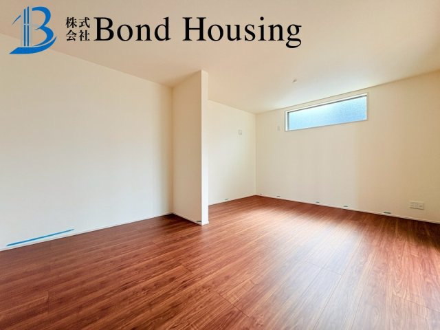 WIC３か所付き・玉津町新方　全９区画　８号棟の洋室