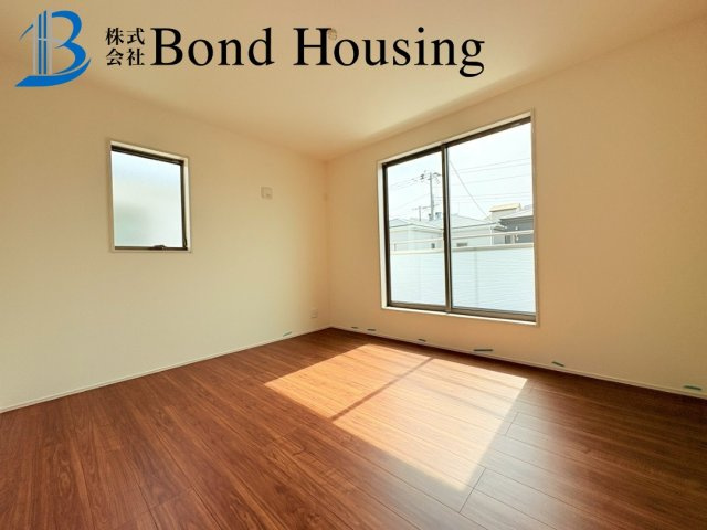 WIC３か所付き・玉津町新方　全９区画　８号棟の洋室