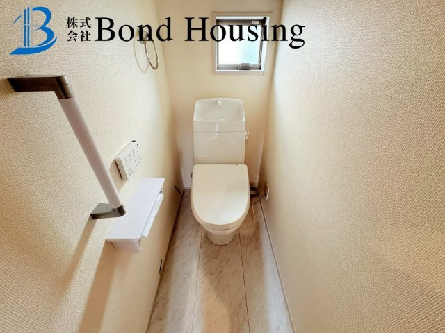 WIC３か所付き・玉津町新方　全９区画　８号棟のトイレ