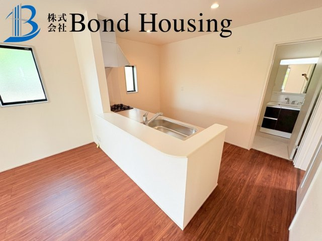 南東側道路日当たり良好・玉津町新方　全９区画　７号棟のキッチン