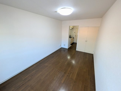 【洋室】 | プラザＴＯＷＡⅠ・