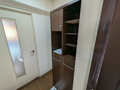 【玄関】 | プラザＴＯＷＡⅠ・