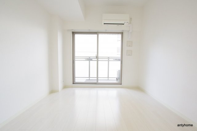 エスリード大阪シティノース　仲介手数料無料の居間・リビング