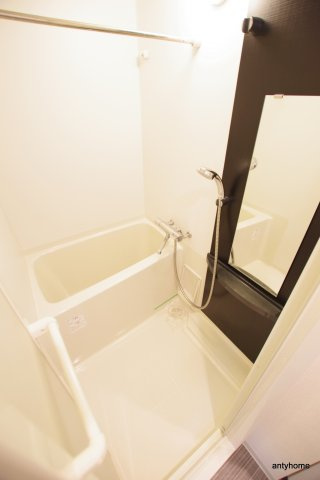 エスリード大阪シティノース　仲介手数料無料の浴室