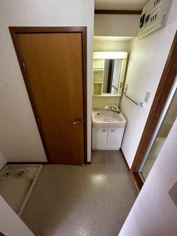 サンライト広町の洗面所|使いやすい洗面所です