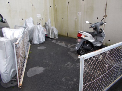 【その他共用部分】 | インペリアル千里青葉丘 | バイク置場