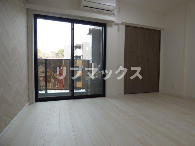 【居間・リビング】ラフィスタ横浜黄金町