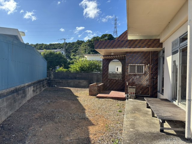 西原中古住宅の庭