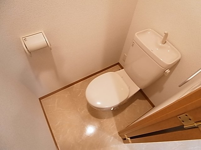 神戸市須磨区大池町５丁目の賃貸マンションのトイレ|トイレ