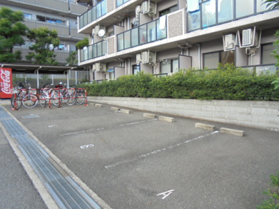 【駐車場】 | ベルメゾン上山手 | 駐車場★