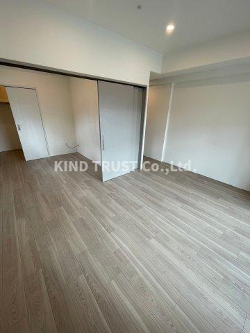 シーズンフラッツ梅田EASTの居間・リビング|ゆったり過ごせる居間です