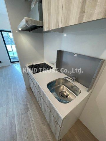 シーズンフラッツ梅田EASTのキッチン|お料理しやすいキッチンです