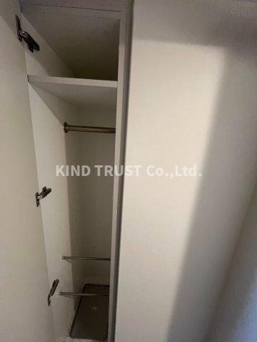 シーズンフラッツ梅田EASTの玄関|シンプルで使いやすい玄関です