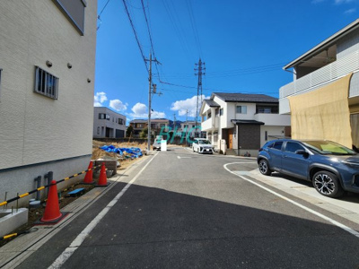 【前面道路含む現地写真】 | 石山寺４丁目ニュータウン２期１号地