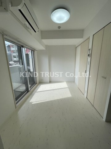 RIVER PARK FRONT 天神橋の居間・リビング|ゆったり過ごせるリビングです