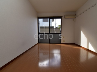 【居間・リビング】 | メゾンフレグランスそのべ | 居間です