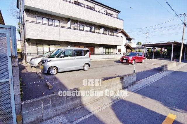 ハーモニーハイツの駐車場