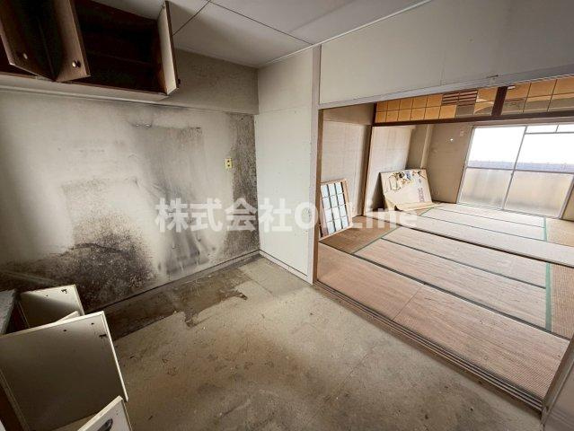 西山本コーポラス1号の内装