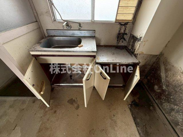 西山本コーポラス1号の収納
