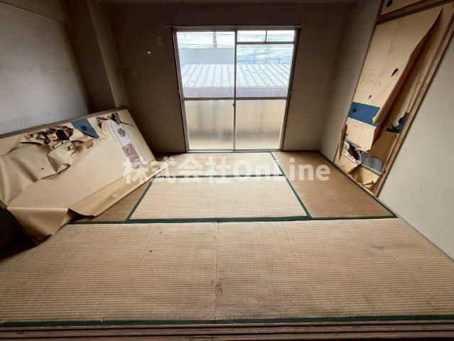西山本コーポラス1号の寝室