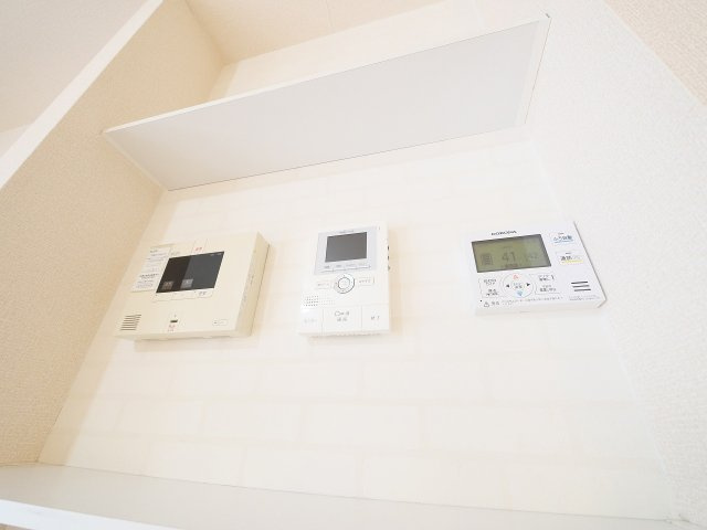 ピュアシス　Ⅲ番館のセキュリティ|モニター付きインターホンあります。