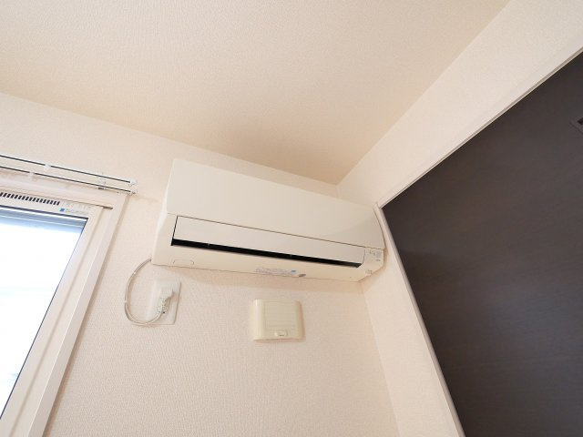 ピュアシス　Ⅲ番館の設備|エアコンあります