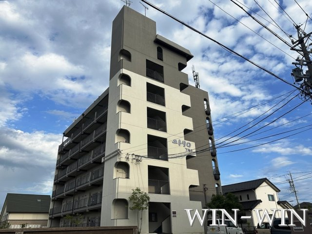 ユトリロ下地 3の外観