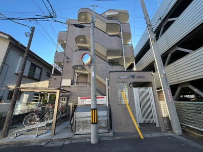 【現況写真】 | フレンドポート淵野辺第５ | 景色重視でお家選ぶをするとスーパーが遠い！学校が遠い！など生活をするうえで利便性で困ることもあります。まず一度現地を見学する際に、周辺の施設などがあるかを確認し、暮らし始めた後のことを想像しましょう。