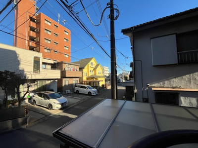 【展望】 | フレンドポート淵野辺第５ | 眺望の良さを楽しめるダイニングキッチンで家族団らんの時間を過ごしてはいかがでしょうか。バルコニーから見える景色を家族で眺める時間は、時間が経つのを忘れてしまいそうですね。是非、現地を見に行きましょう！