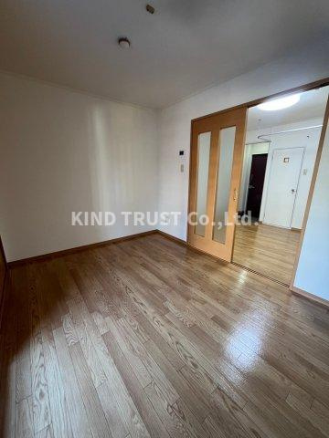 淀川マンション（旧長谷川マンション）の居間・リビング|ゆったり過ごせる居間です