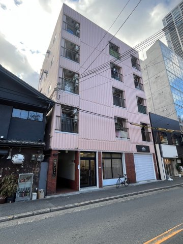 淀川マンション（旧長谷川マンション）の外観|落ち着いた雰囲気の外観です