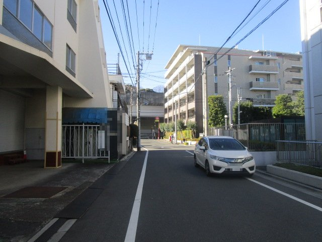 北区栄町の倉庫の周辺