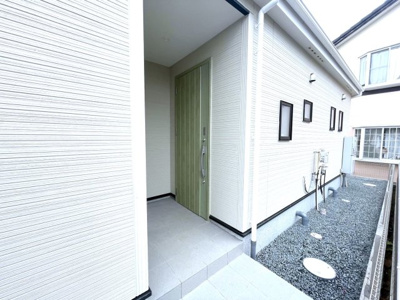 【エントランス】 | 神栖市太田3号棟 | 即日のご見学も可能です。お気軽に0476-37-3888までお問合せ下さい。