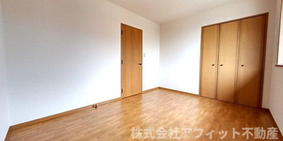 【寝室】 | ヴィラ　リーブロ | 洋室6帖　※写真はイメージです