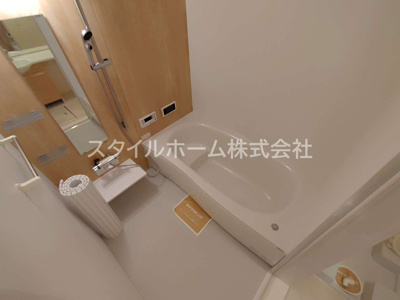 【浴室】 | ルワンジュＥ | 別部屋写真です。
