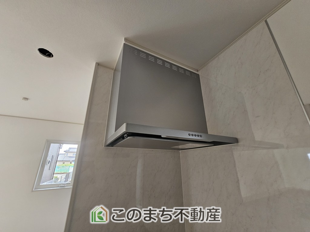 いろどりアイタウン栃木市大宮町22-P1　の内装|お手入れ簡単！フラットタイプの換気扇でキレイが保てます♪