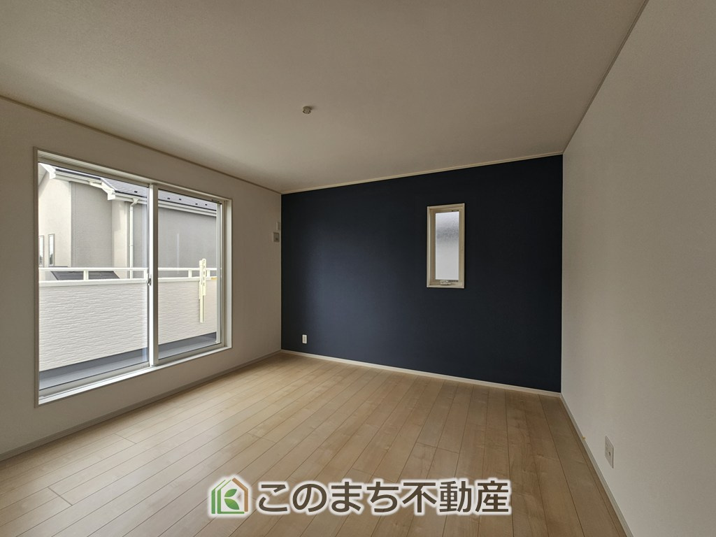 いろどりアイタウン栃木市大宮町22-P1　の洋室