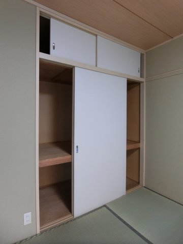 サンライフみどりの収納